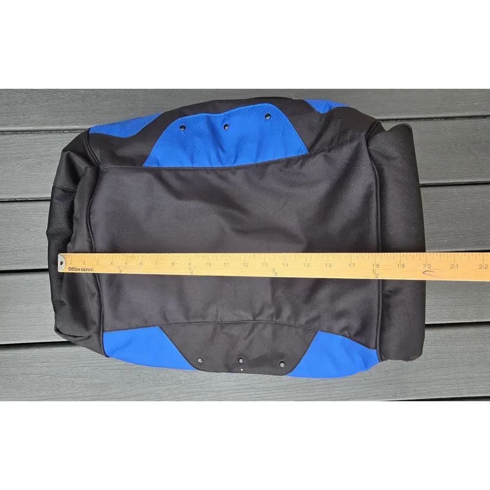 NEW Y2K Vintage Original Y2K Oakley Large Duffel Bag Tactical Gym Travel Tech